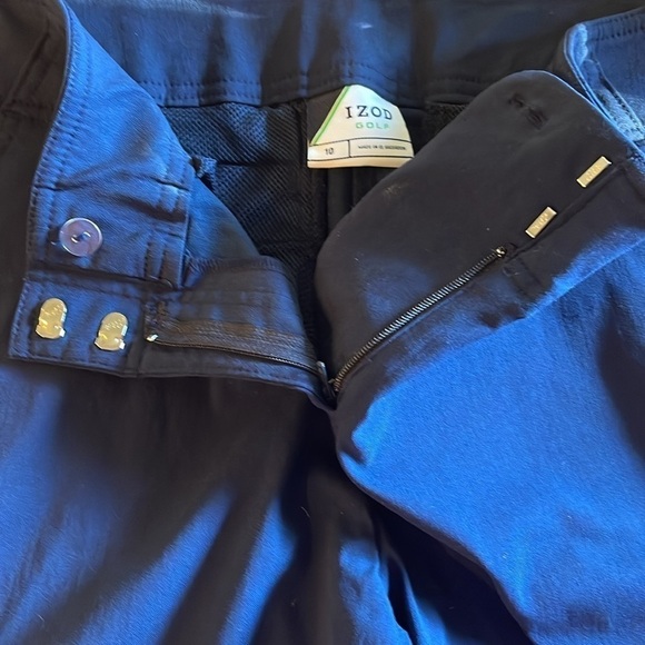 IZOD Sz 10 zip up navy golf capris with front/back pockets and IZOD logo - Picture 6 of 9